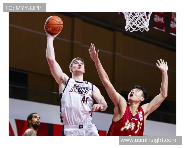 基尔与比勒费精彩对决直播全程回顾与分析 基尔与比勒费精彩对决直播全程回顾与分析