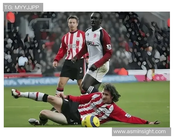 富勒姆主场迎战赫尔城期待精彩对决与精彩进球的较量 富勒姆主场迎战赫尔城期待精彩对决与精彩进球的较量