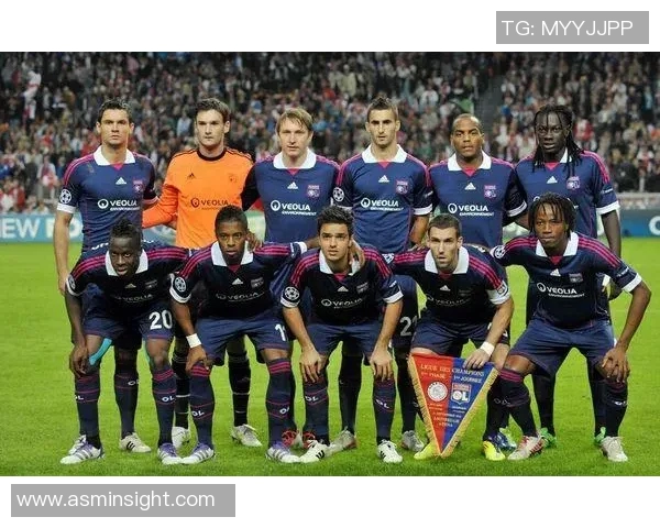 巴萨与里昂对决阵容分析揭示双方实力对比与战术布局