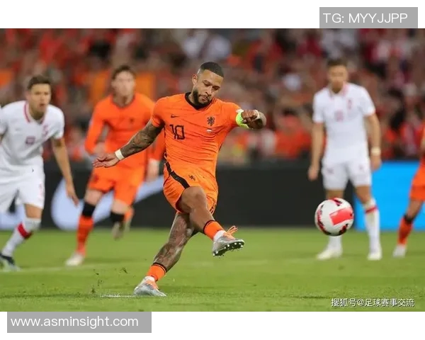 西班牙与荷兰友谊赛精彩回顾双方球员表现引人注目