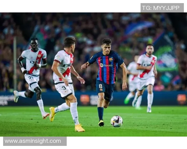 伊比萨主场迎战巴萨双方争夺西甲宝贵积分之战