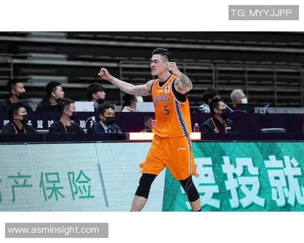 刘铮：从篮球场上的拼搏到人生舞台的奋斗之路